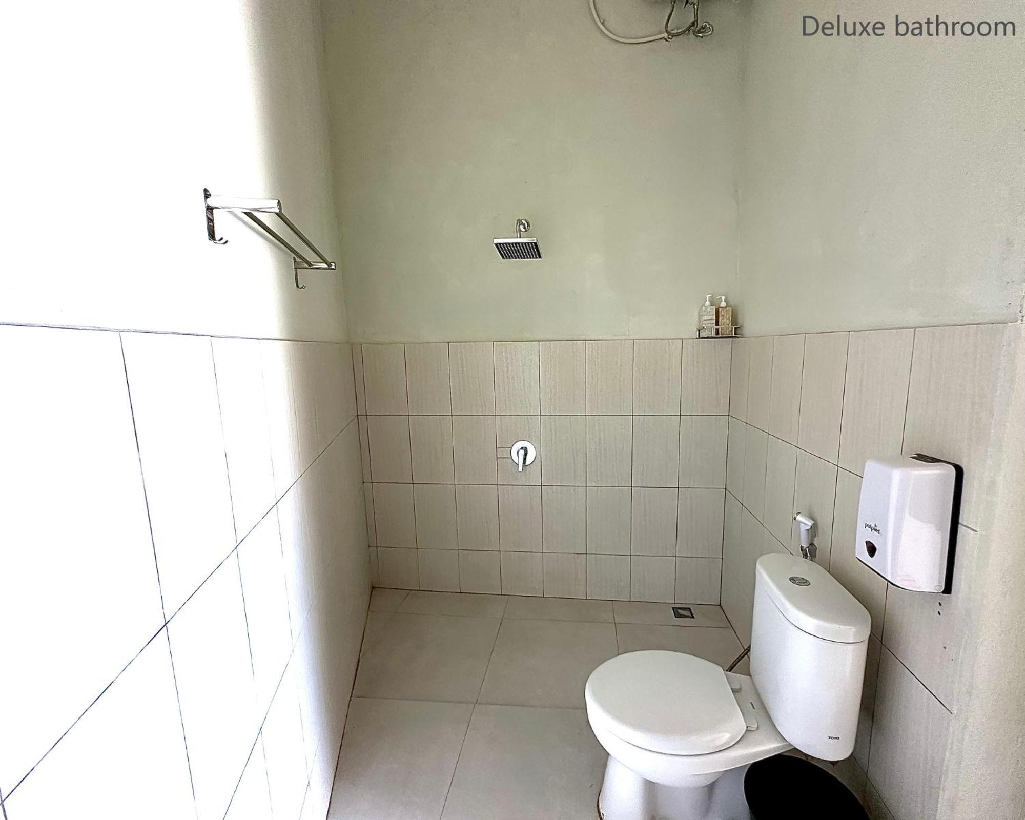 Kaya Uluwatu Hostel ภายนอก รูปภาพ